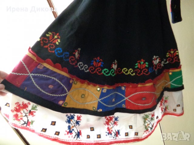 Продавам българска народна дамска носия / комплект, снимка 9 - Антикварни и старинни предмети - 40165721