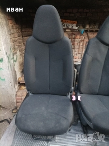 Предни седалки за Тойота Айго 2 врати. 2009 год., снимка 2 - Части - 51662258