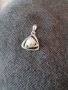 Сребърен медальон с перла, снимка 1 - Колиета, медальони, синджири - 41390046