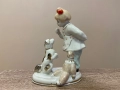 Порцеланова статуетка „Детство. Момиче с кученце. Я да видим, вземи я!“, снимка 1