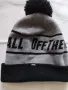 Vans Off Wall Pom Beanie - страхотна зимна шапка КАТО НОВА, снимка 2