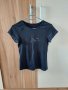 Дамска черна тениска в размер XS-S, снимка 1 - Тениски - 40497199