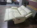 Светло кремав кожен диван двойка с електрически релаксиращ механизъм, снимка 11
