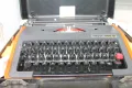 Българска пишеща машина ''Хеброс 1300 ф '', снимка 4