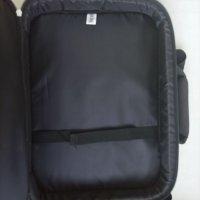 Оригинална чанта за лаптоп Case Logic, снимка 3 - Лаптоп аксесоари - 41819634