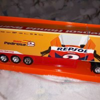 Mercedes-Benz Actros.1.43 Scale.Repsol Honda Team.Dani Pedrosa🇪🇸 2., снимка 2 - Колекции - 42637003