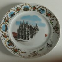 Декоративна порцеланова чиния за закачване на стена-Италия, снимка 1 - Други ценни предмети - 40376874
