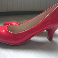 Елегантни дамски обувки с ток, снимка 5 - Дамски обувки на ток - 41646258