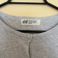 H&M сива жилетка - 9-10 год., снимка 2 - Детски пуловери и жилетки - 44401657