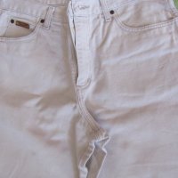 Светли дънки Wrangler размер 34, снимка 2 - Дънки - 35961179