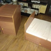 Детско-юнешеско легло с дюшек-идеално състояние!, снимка 4 - Мебели за детската стая - 35745457