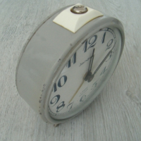 № 7426 стар настолен часовник / будилник  -  Jantar  , снимка 3 - Други ценни предмети - 44595493