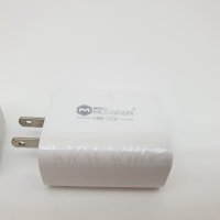Зарядно USB 18W, снимка 1 - Оригинални зарядни - 39618762