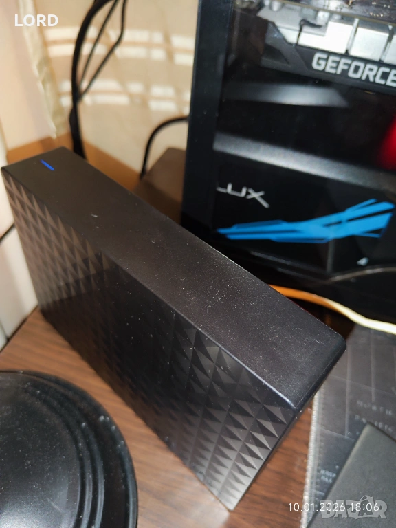 4TB Seagate Expansion Desktop Hard Drive, снимка 1