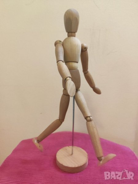 Дървена статуетка. , снимка 1