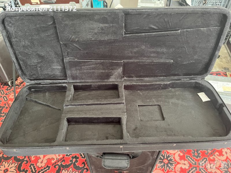 Мек куфар за китара, снимка 1