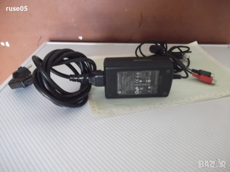 Адаптер за захранване "LS Lishin LSE9901B1260" работещ, снимка 1