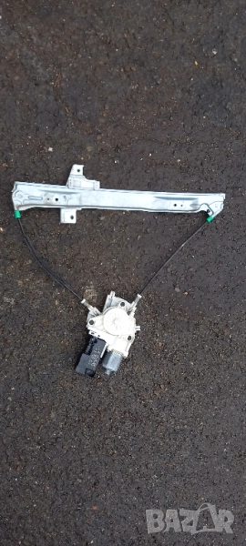 Преден ляв стъклоповдигач Peugeot 407, снимка 1