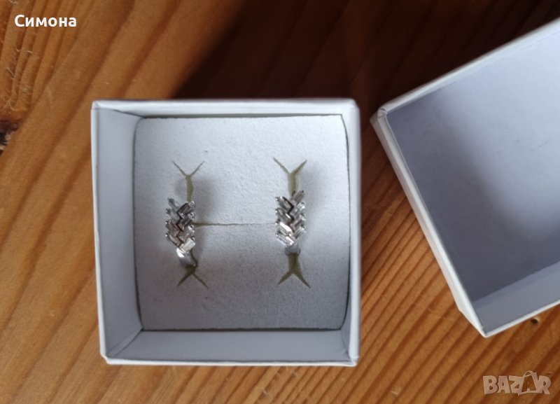 Сребърни обеци с камъчета , снимка 1