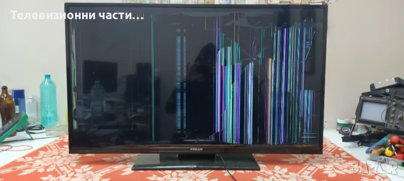 Finlux 43-FFB-5600 със счупен екран VES430UNDB-2D-N12 HV430FHB-N10/17MB211S 240817R1/17IPS12 231115R, снимка 1