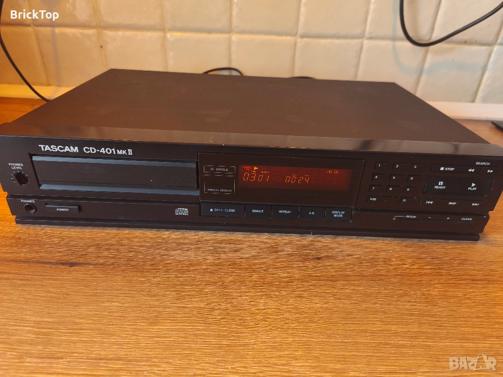 Tascam CD 401 MKII, снимка 1