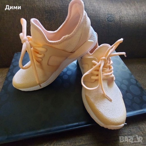 Розови маратонки, снимка 1