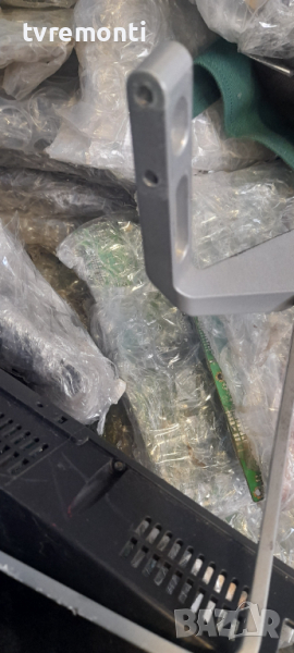 оригинална стойка за телевизор Strong модел SRT40FZ4003N, снимка 1