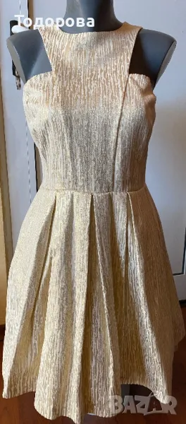 Елегантна златиста рокля , снимка 1