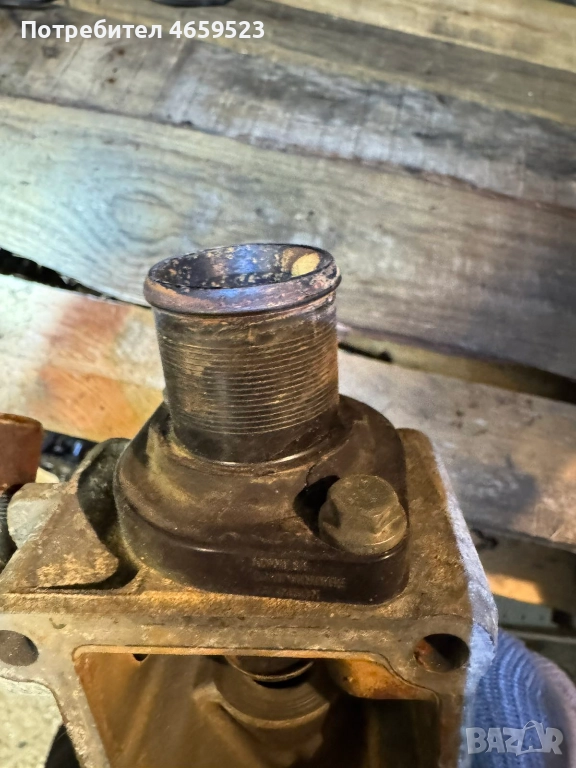 Мущук или капак на термостата 2.0 16V Citroen Peugeot само 20лв. 8714b-b3, снимка 1