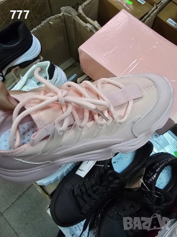 дамски обувки , снимка 3 - Дамски ежедневни обувки - 47507573