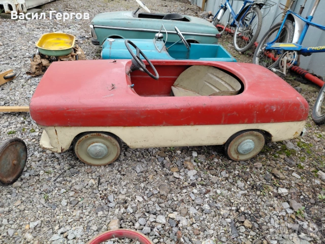 Количка с педали Малъйш