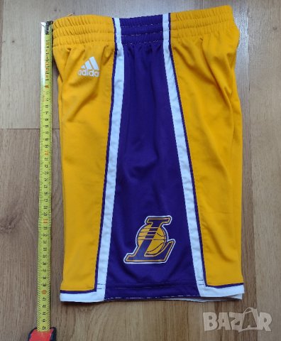 NBA / Los Angeles Lakers / Adidas - баскетболни детски шорти 140см., снимка 5 - Детски къси панталони - 41924832