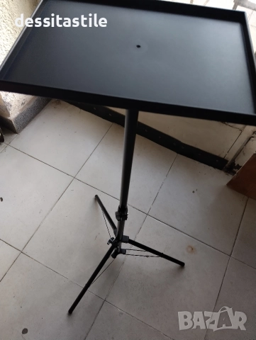 Стойки за клавирни инструменти и музикални обурудвания или друго, снимка 2 - Синтезатори - 50192408