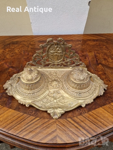 Прекрасна антикварна английска бронзова мастилница , снимка 3 - Антикварни и старинни предмети - 52648239