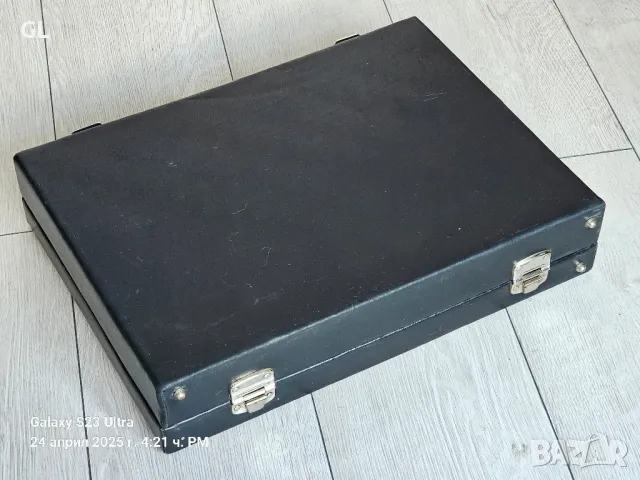 Стар дипломатическо куфар , снимка 3 - Антикварни и старинни предмети - 50022552