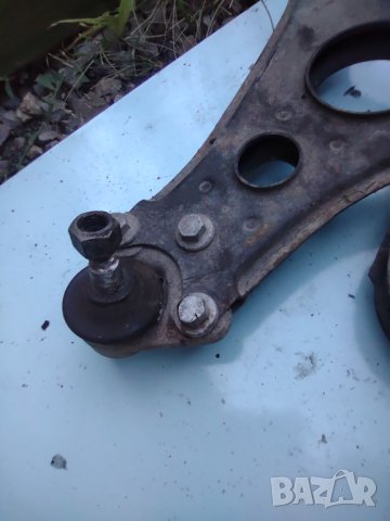 Два носача носачи със шарнирни болтове здрави тампони А160, снимка 3 - Части - 41797665