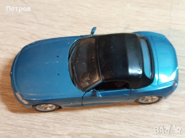 BMW Z4 (Welly), снимка 4 - Колекции - 47710024