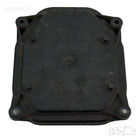 Капачка десен фар AUDI  A8 (D4, 4H) 2010-2017 ID: 158687