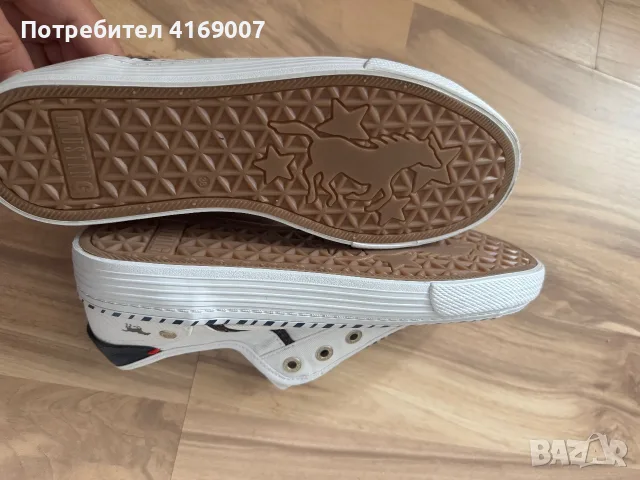 Дамски маратонки Nike 38 номер, снимка 10 - Маратонки - 55890288