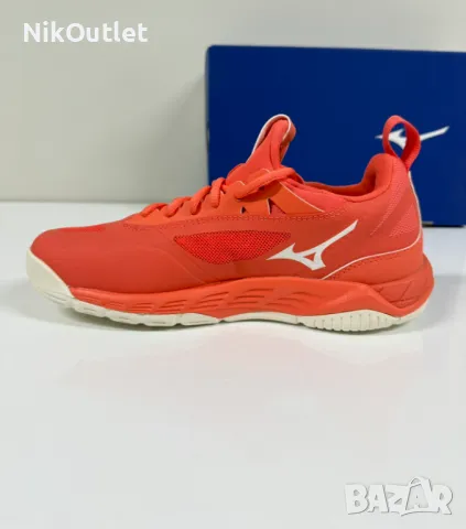 Mizuno Wave Luminous, снимка 2 - Маратонки - 49080160