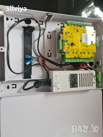 Контролер за врати Paxton Net2 Plus 12V Модел: ном. 682-531