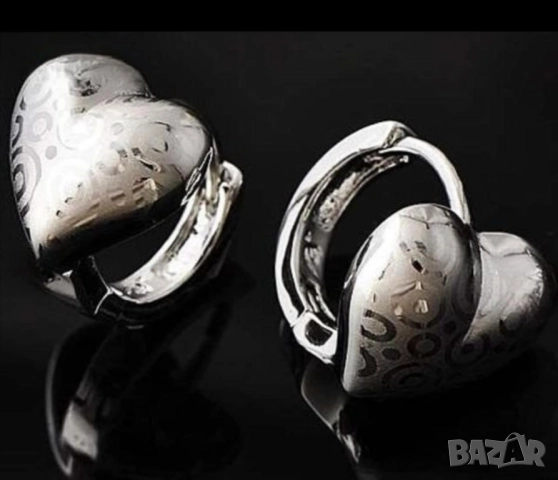 Фини обеци сърца от 14к бяло попълнено злато 15 лв., снимка 3 - Обеци - 51767946