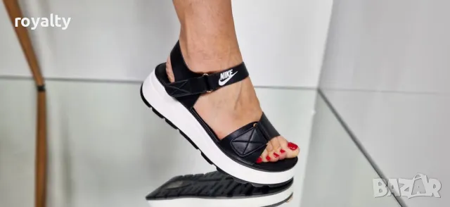 Дамски сандали Nike , снимка 4 - Сандали - 50370292