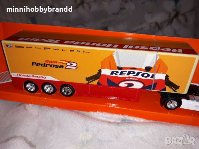 Mercedes-Benz Actros.1.43 Scale.Repsol Honda Team.Dani Pedrosa🇪🇸 2., снимка 2 - Колекции - 42637003