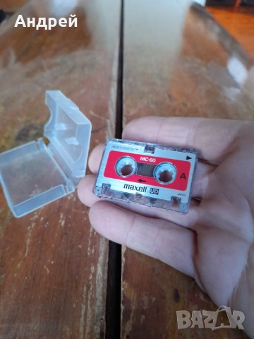 Стара микро касета Maxell, снимка 2 - Други ценни предмети - 53433124