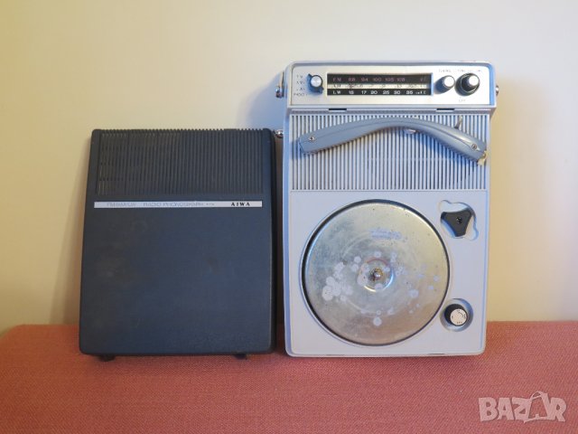 Vintage  Aiwa P -172 ,3 Band Radio Phonograph 1966's, снимка 1