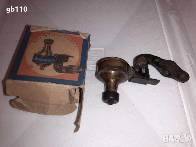 Стари аксесоари за велосипед - помпи, динамо, фар,стойки, снимка 5 - Антикварни и старинни предмети - 50517696