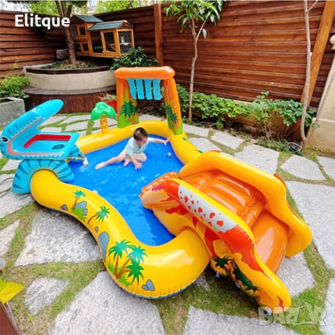 Пълно лятно забавление: Пръскащ надуваем басейн с пързалка за безкрайно удоволствие в горещите летни