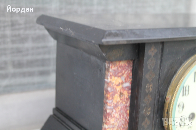 Френски настолен мраморен часовник, снимка 3 - Антикварни и старинни предмети - 44716518