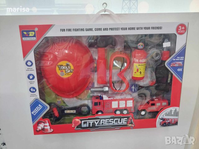 Пожарникарски комплект с каска, в кутия - 300053, снимка 2 - Играчки за стая - 42152798